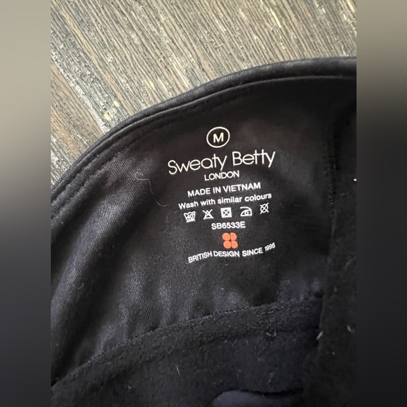 SWEATY BETTY London leggings and sports bra set black cheetah - Picture 5 of 5